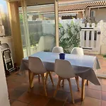 Agence Jf Immo- Climatisee 6 Pers Avec Parking Prive V0815 Villa *