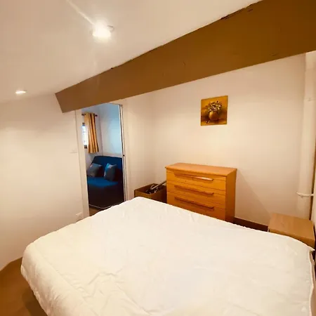 Climatisee 6 Personnes Avec Parking * Vias