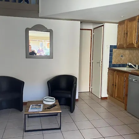 Climatisee 6 Personnes Avec Parking Vias
