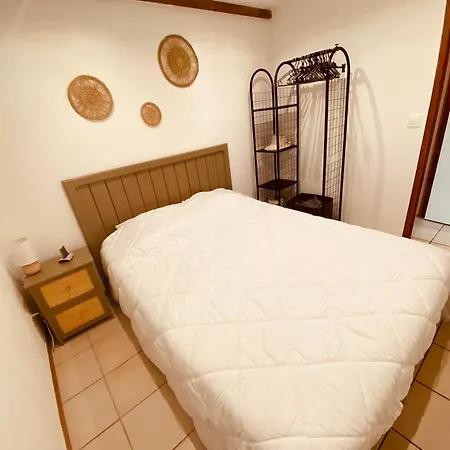 Climatisee 6 Personnes Avec Parking * Vias
